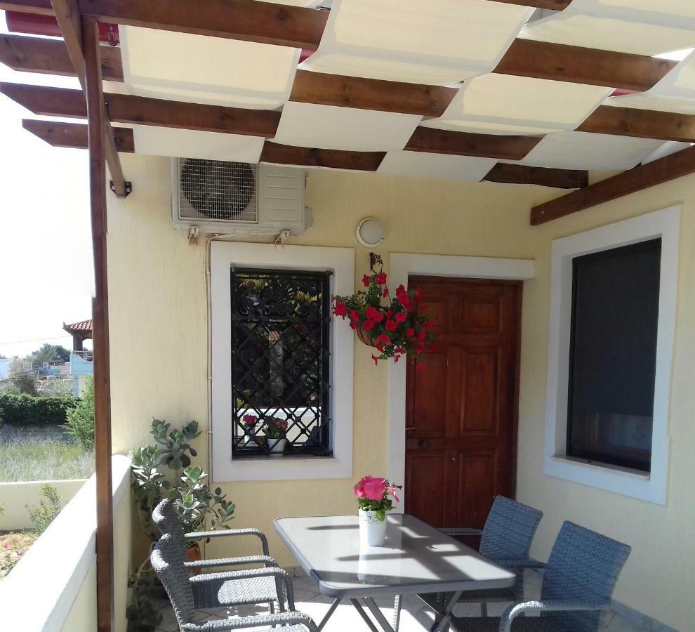 Elena'S House Apartment Artemida  Exterior photo